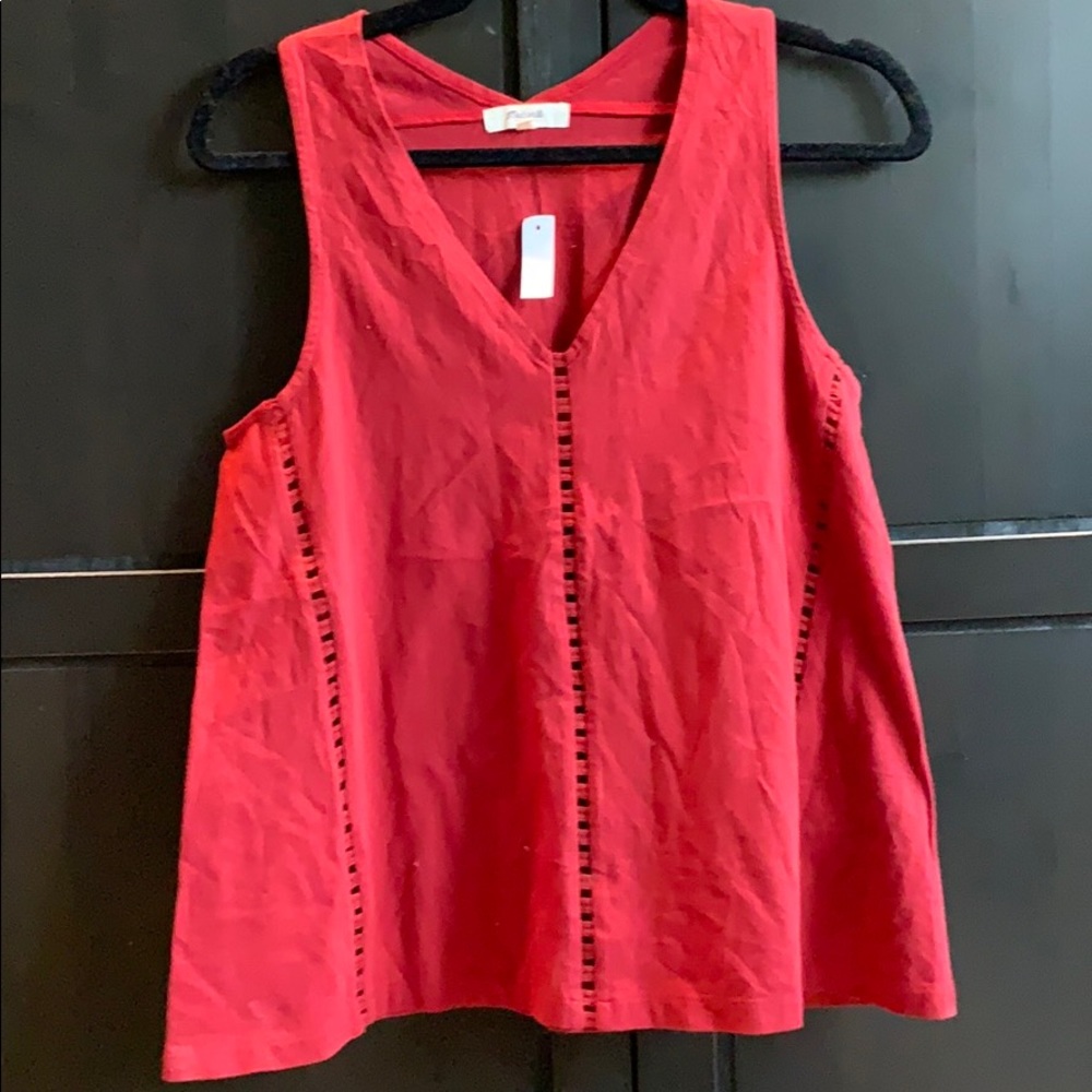 V-nevk tank top
